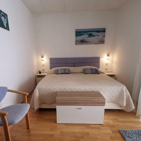 Guesthouse Apartment Bozica Bol Luaran gambar