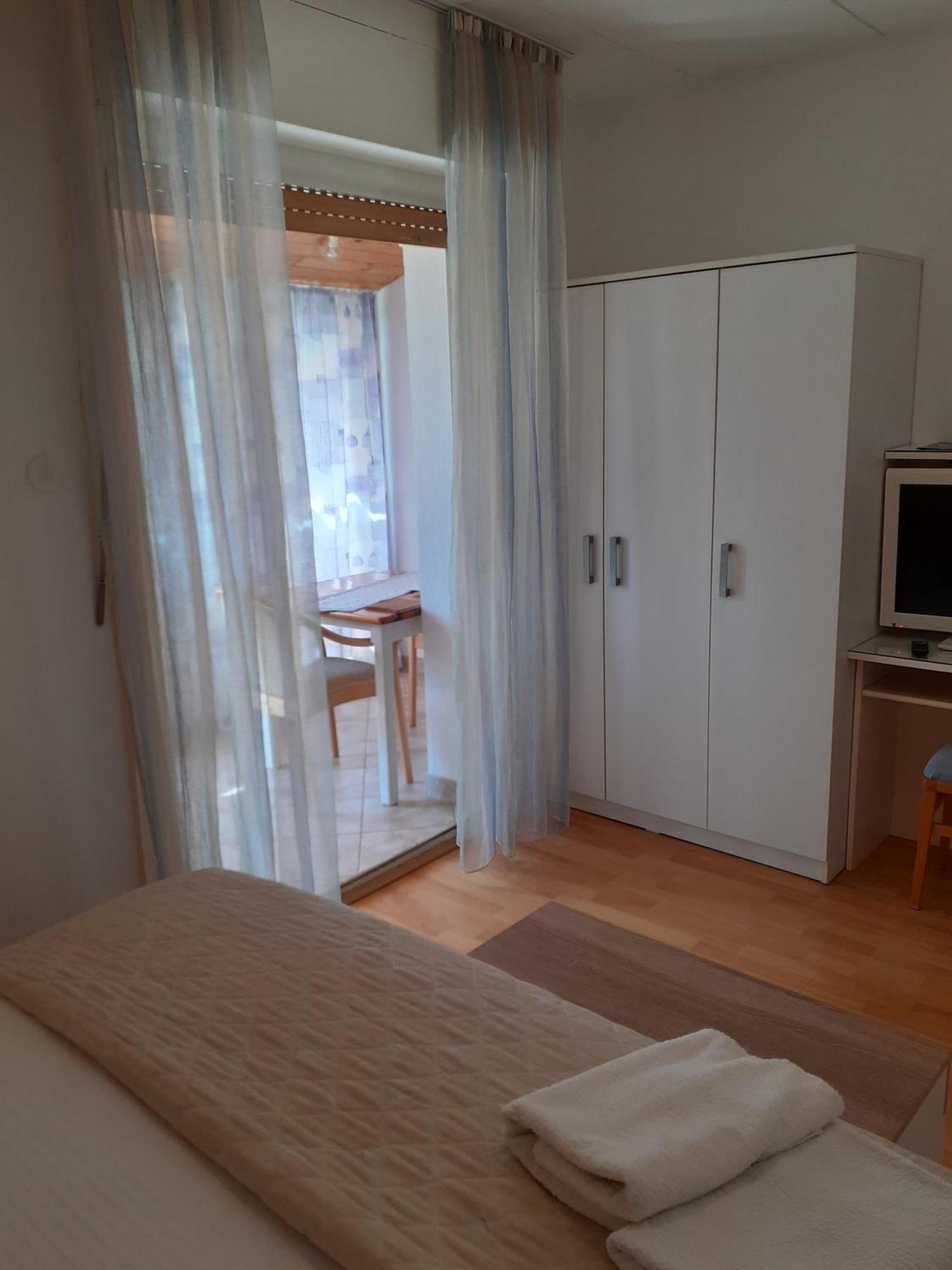 Guesthouse Apartment Bozica Bol Luaran gambar
