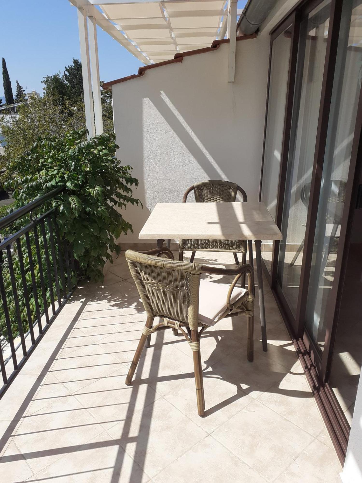 Guesthouse Apartment Bozica Bol Luaran gambar
