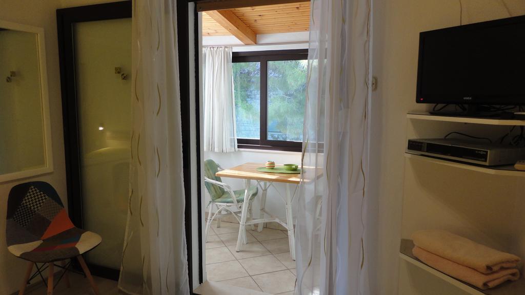 Guesthouse Apartment Bozica Bol Luaran gambar
