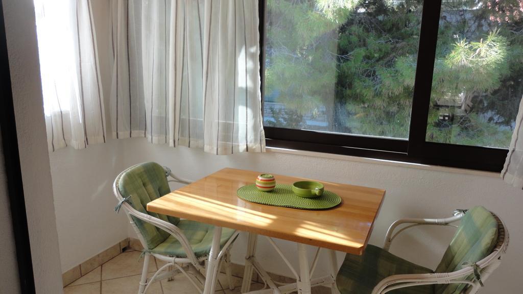 Guesthouse Apartment Bozica Bol Luaran gambar